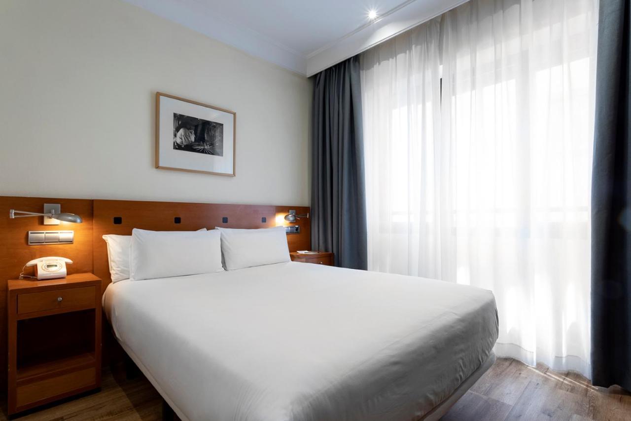 Petit Palace Cliper-Gran Via Madrid Bagian luar foto
