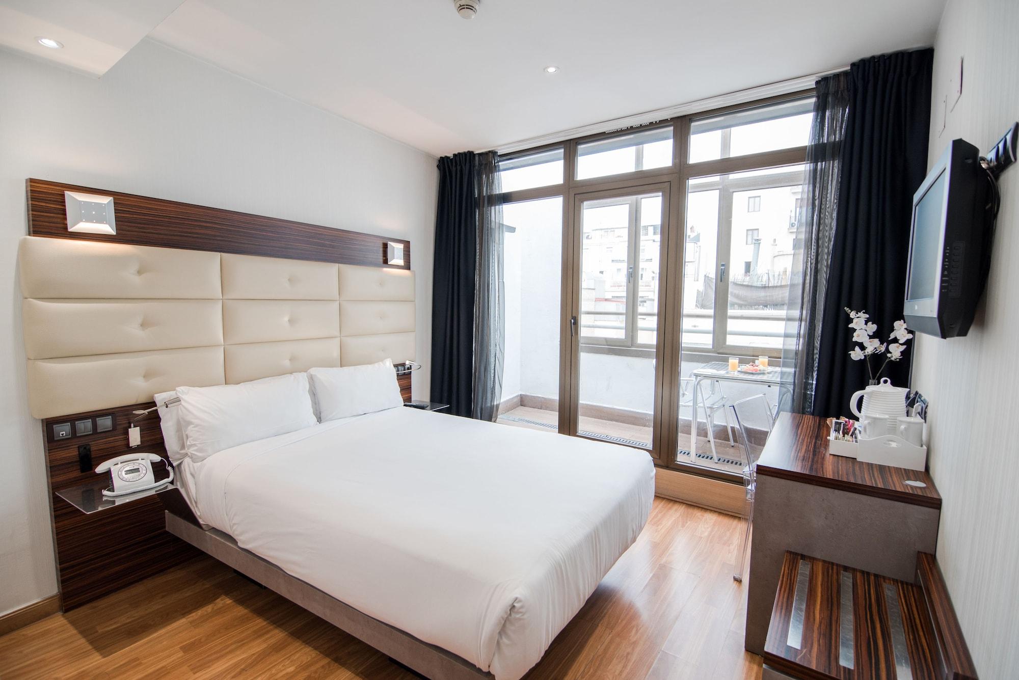 Petit Palace Cliper-Gran Via Madrid Bagian luar foto