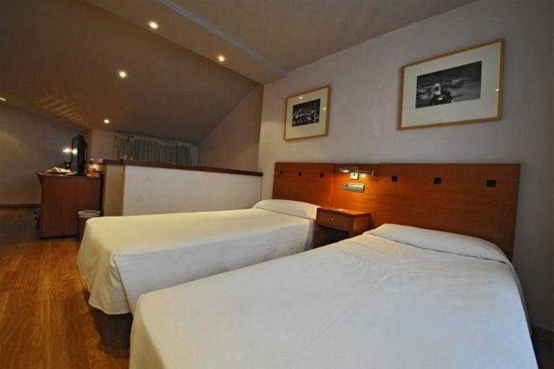 Petit Palace Cliper-Gran Via Madrid Bagian luar foto